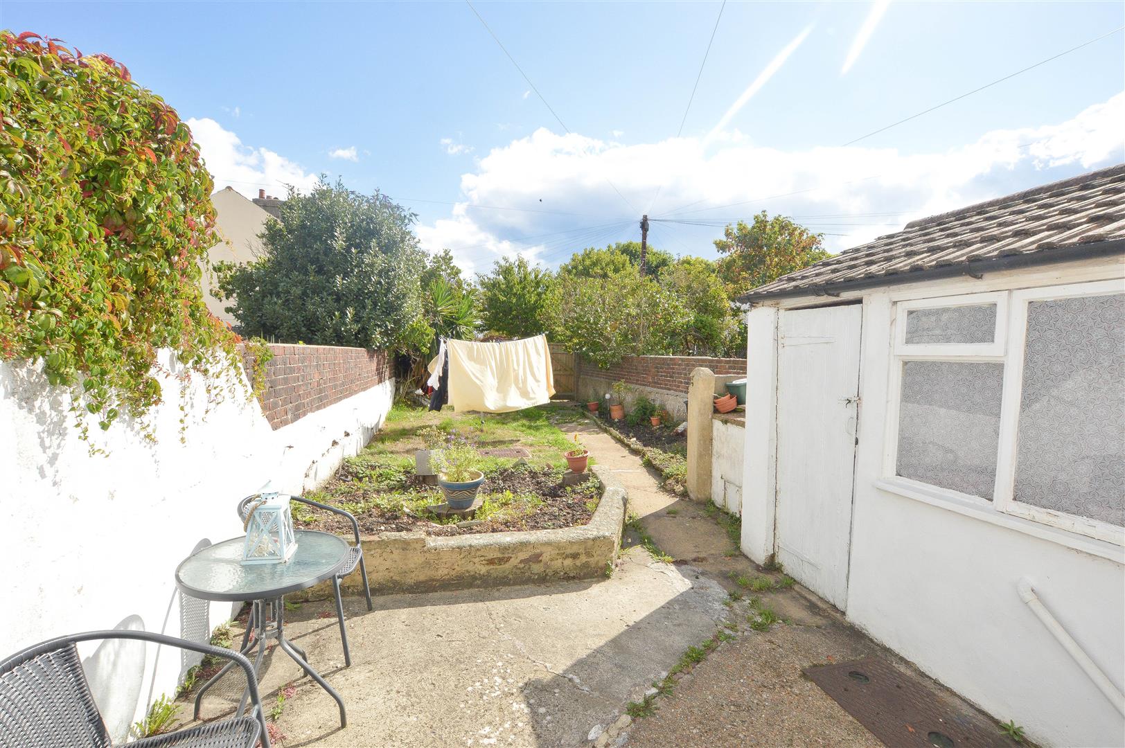 Property Details for Seaside Eastbourne East Sussex BN22 7RP Town Property Estate Agents